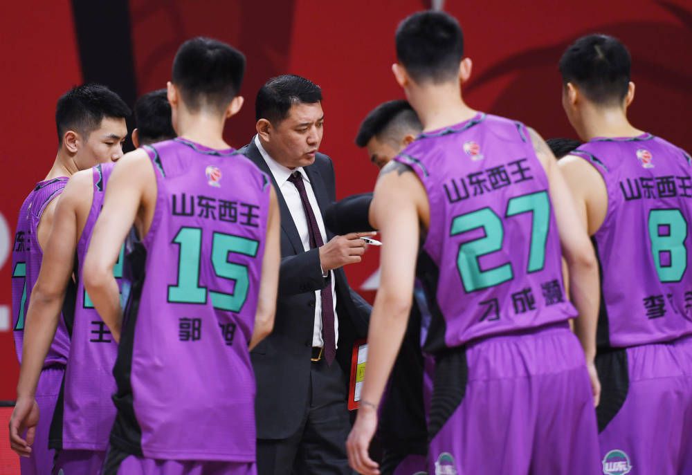 英媒indykaila news报道，利物浦向克洛普提供一份创纪录合同，留他到2029年。